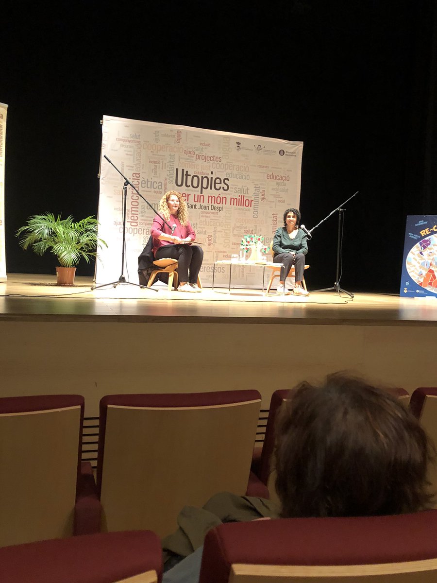 sescardibul3's tweet photo. A Sant Joan Despi ! @AjSJDespi col.laborant amb el grup Acull de la mà de la nostra estimada companya @nadiaghulam #nuSOS @fundesplai @margigual https://t.co/1bdIZ8kknk