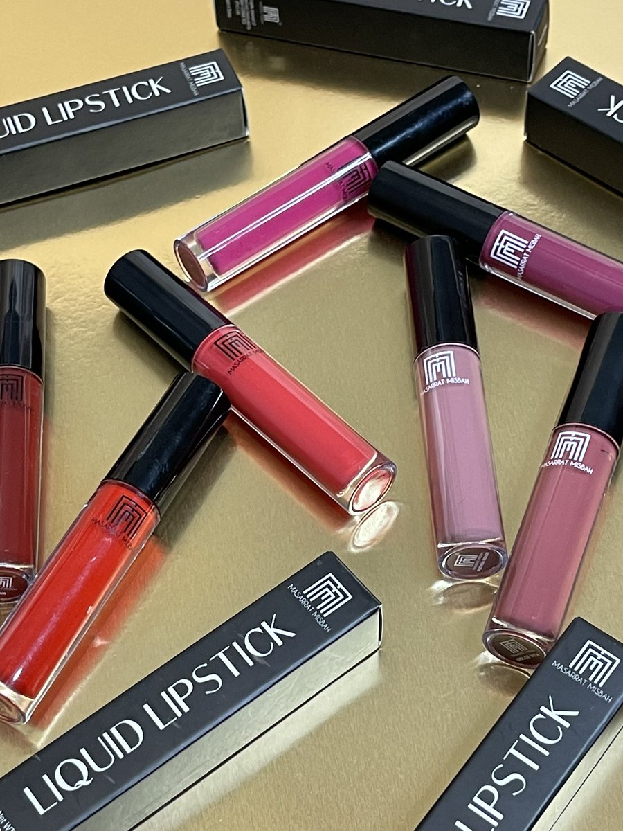 masarratmakeup's tweet photo. Have you ever tried using a Liquid Lipstick as an eyeshadow base? Or a colorful eyeliner? 
Makeup is versatile and fun! 
Try it out for yourself and let us know. 

Would you like to see a ‘how to’ video? 

#masarratmakeup #indiebeautybrand #crueltyfree #liquidlipstick https://t.co/ApWnNkAWNe