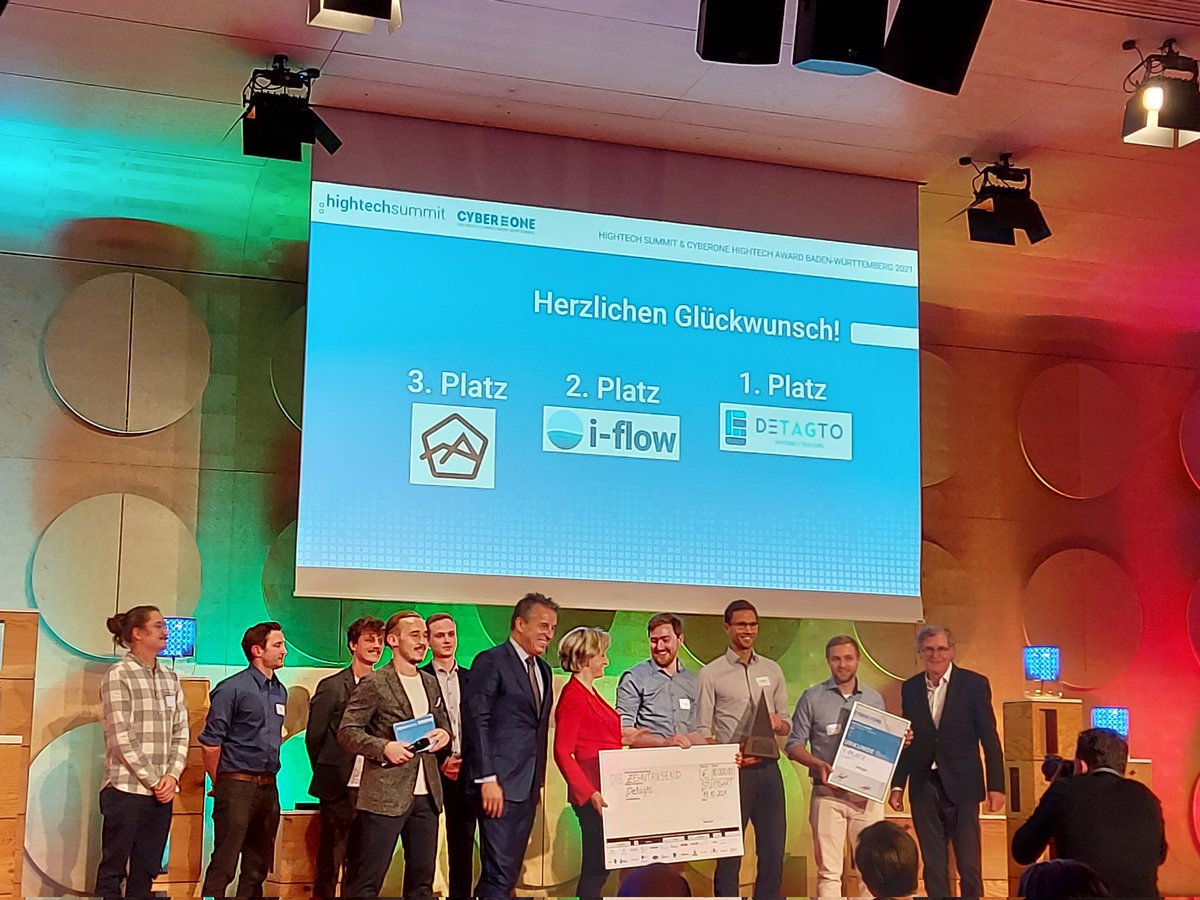 bwcon_info's tweet photo. Die Start-ups @benchANT, @Detagto und @eye2you gewinnen den CyberOne Hightech Award! bwcon und @Startup_BW gratulieren! https://t.co/Y6gkpEJkU5