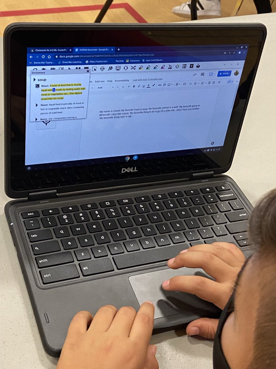 HDSBSpecEd's tweet photo. Our students use Read & Write for google chrome @texthelp to help support their learning So #helpful to hear your own work read back to you! Change voices, find definitions in words and pictures Builds #independence #confidence #succeedwithdyslexia #markitred #inspiring https://t.co/eAllFO7qpM