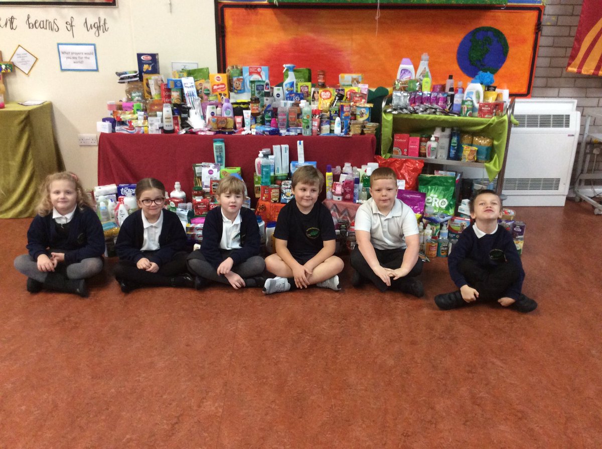 MsFerguson36's tweet photo. Thank you to all of the @StThomasBoston  family for all of your generous Harvest donations. They have been collected today and will help our local community so much. #community #encouragingeachother @InfinityAcad @SharplesMiss https://t.co/ThRiokQuO8