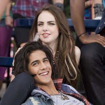 mada98s's tweet photo. Podemos simplesmente declarar o @AvanJogia como um ícone da Bissexualidade??? sério, não superou a beleza desse homem https://t.co/blsDFPrQaE