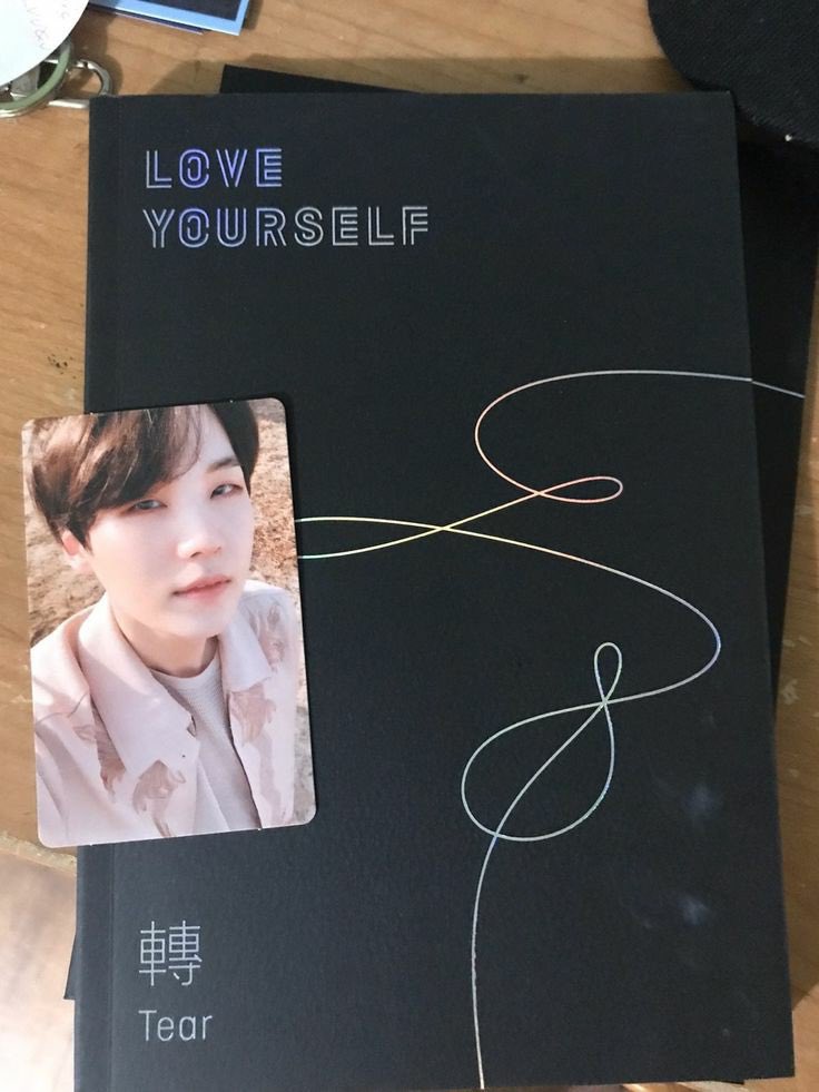 stellariumx's tweet photo. 💜: συя ρℓαуℓιѕт ➪  ☽𝕊𝕥𝕖𝕝𝕝𝕒𝕣𝕚𝕦𝕞'𝕤 𝗆𝗈𝗆𝖾𝗇𝗍 ⏱ #Stream7D #1Yw7Drops  

#AKINA🐺; De entre la trilogía mi favorita tuvo que ser la versión #LYTear_7D , y sin duda mi canción fav fue; Paradise. Aunque, más fav es la pc que me ha tocado en el álbum 👀🖤. https://t.co/WsiBnvAWzh