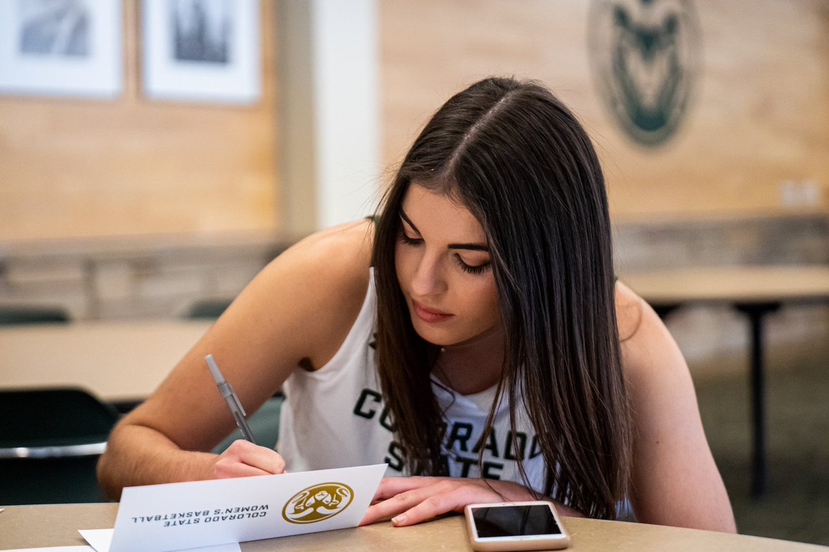 CSUWBasketball's tweet image. 📸 Behind the Scenes | 𝐌𝐞𝐝𝐢𝐚 𝐃𝐚𝐲

#CSURams x #MakingHerMark