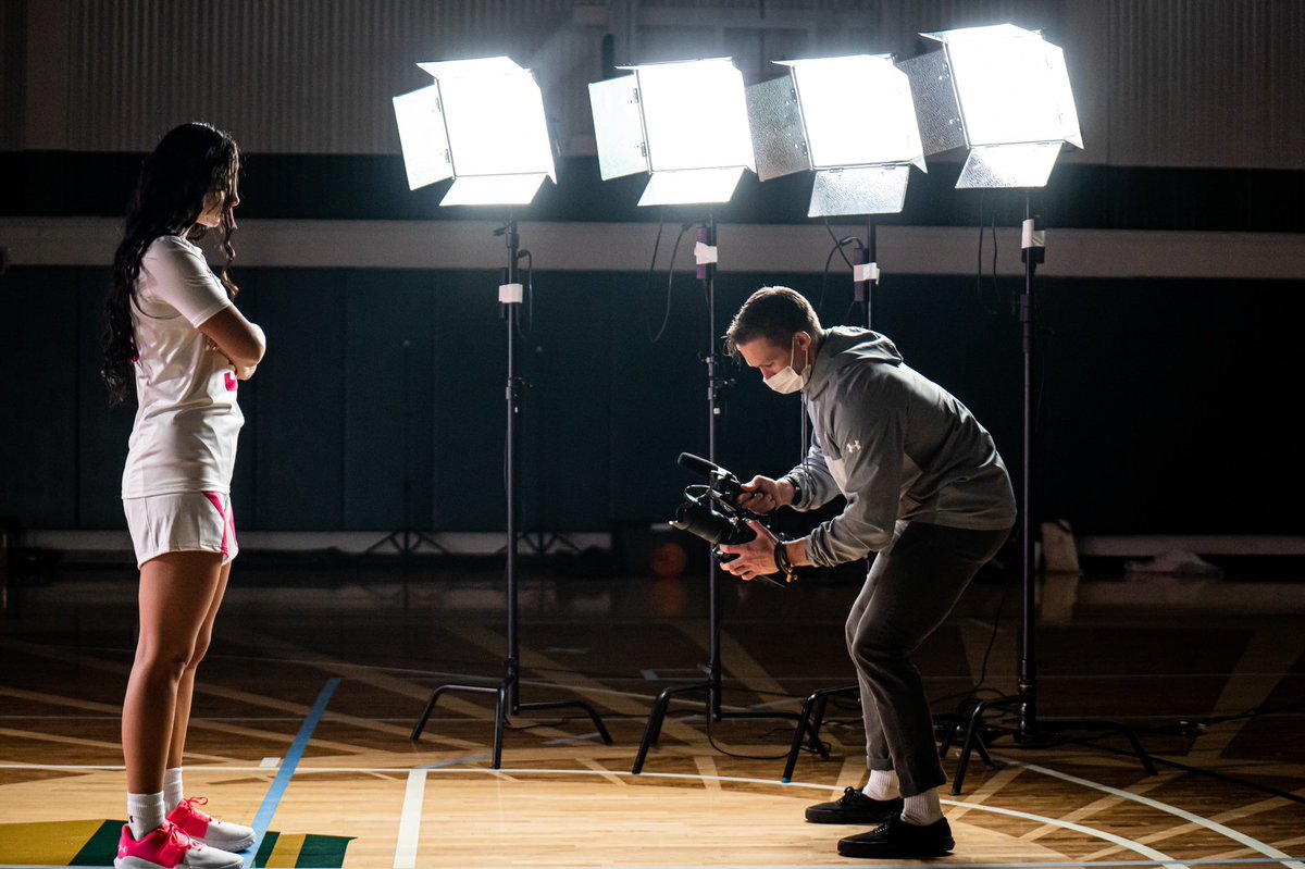 CSUWBasketball's tweet image. 📸 Behind the Scenes | 𝐌𝐞𝐝𝐢𝐚 𝐃𝐚𝐲

#CSURams x #MakingHerMark