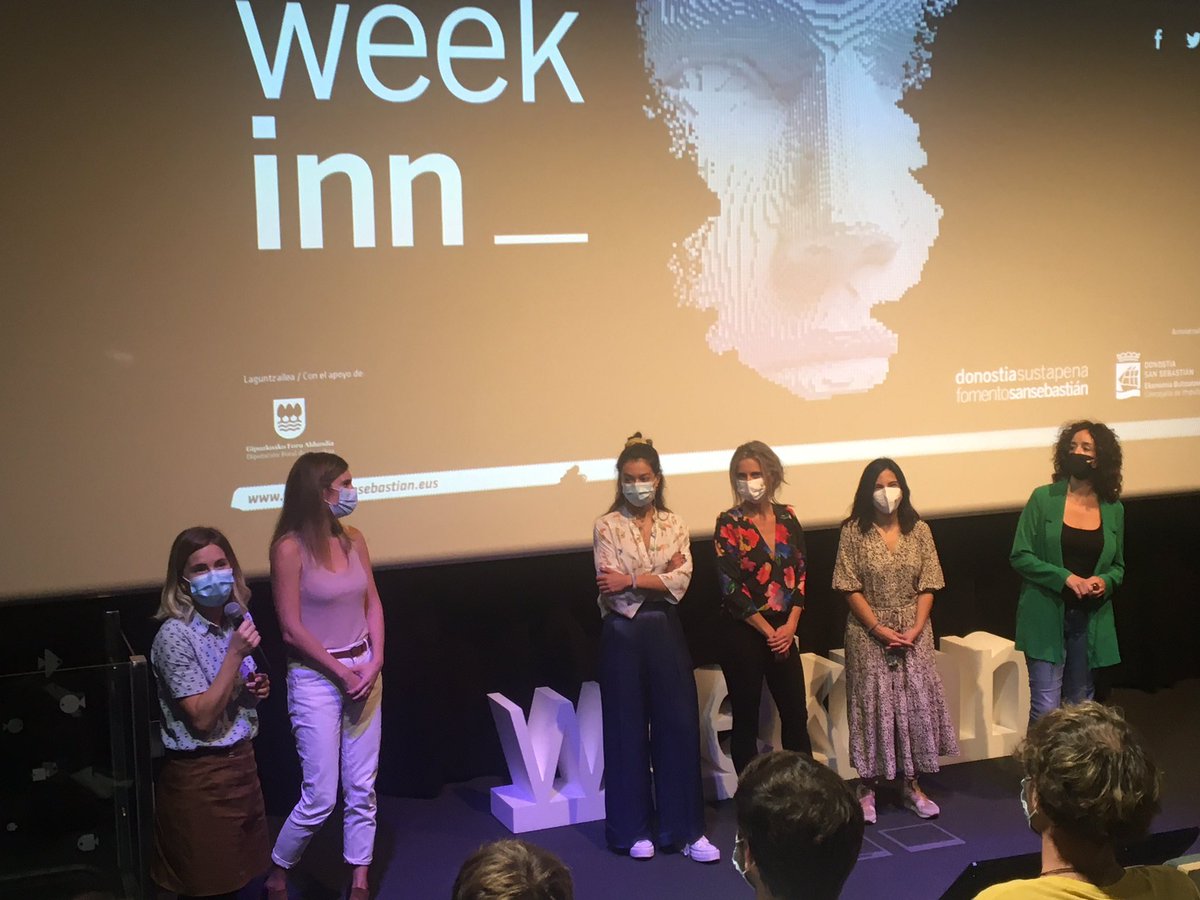 DIPCehu's tweet photo. #EmakumeakZientzian gozamena izan da berriz ere @aquariumss-era bueltatzen #WeekIN-en eskutik @CFMdonostia @upvehu @POLYMAT_BERC @nanoGUNE @tecnun Eskerrikasko @FomentoSS !!! https://t.co/jVuuN44puJ