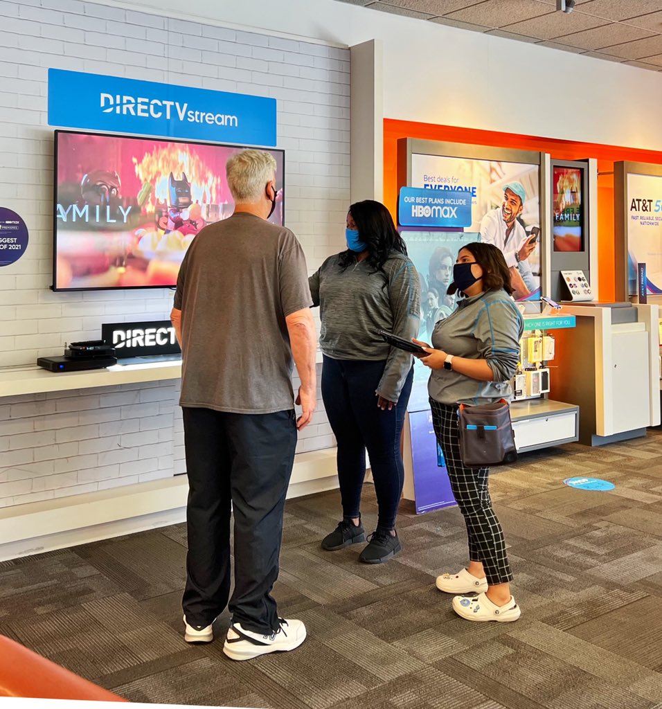 montyporter64's tweet photo. Just completed a skill transfer training that turns out a DTV Stream for the Suffolk location. Great job team! @swat_east #WinasOne #Onein21 #SWARTLife #Lovemyjob https://t.co/0FRybgGLlq