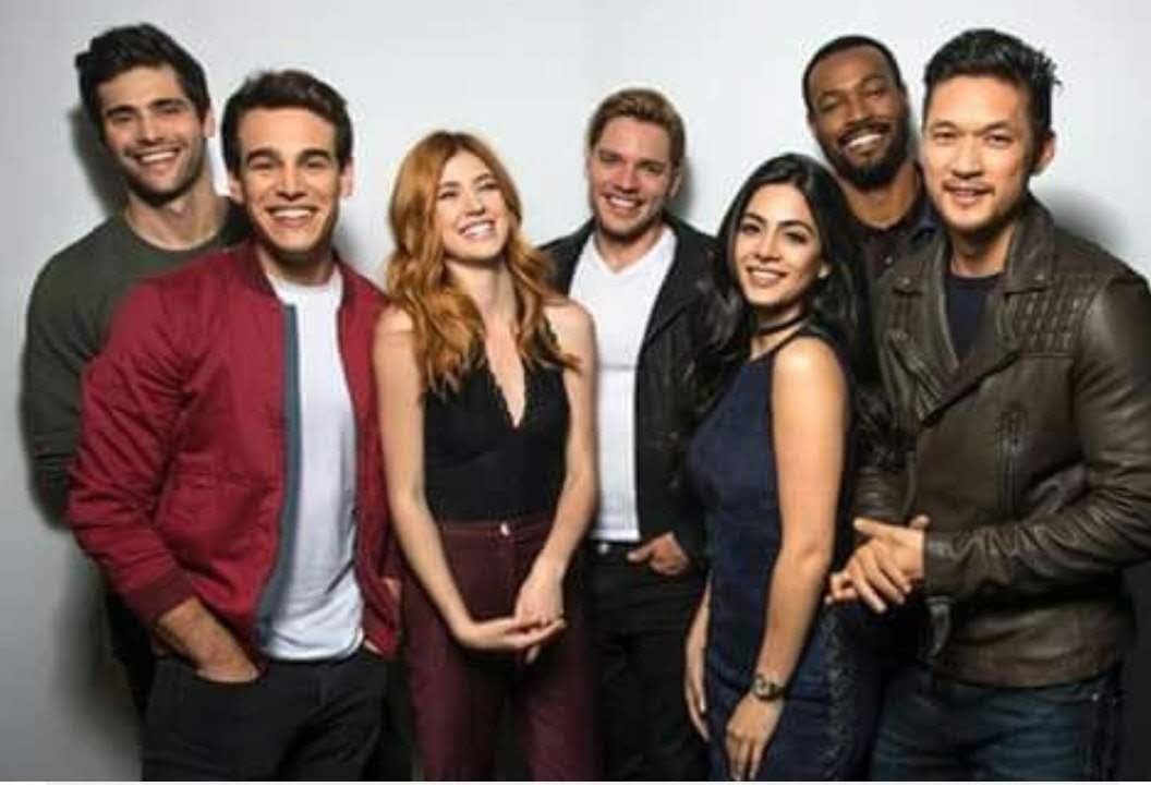 DorianeAlcione's tweet photo. 📢 #HashtagTuesday 📢

#Shadowhunters ➰
#SaveShadowhunters ➰ https://t.co/IBdcgIDuR9