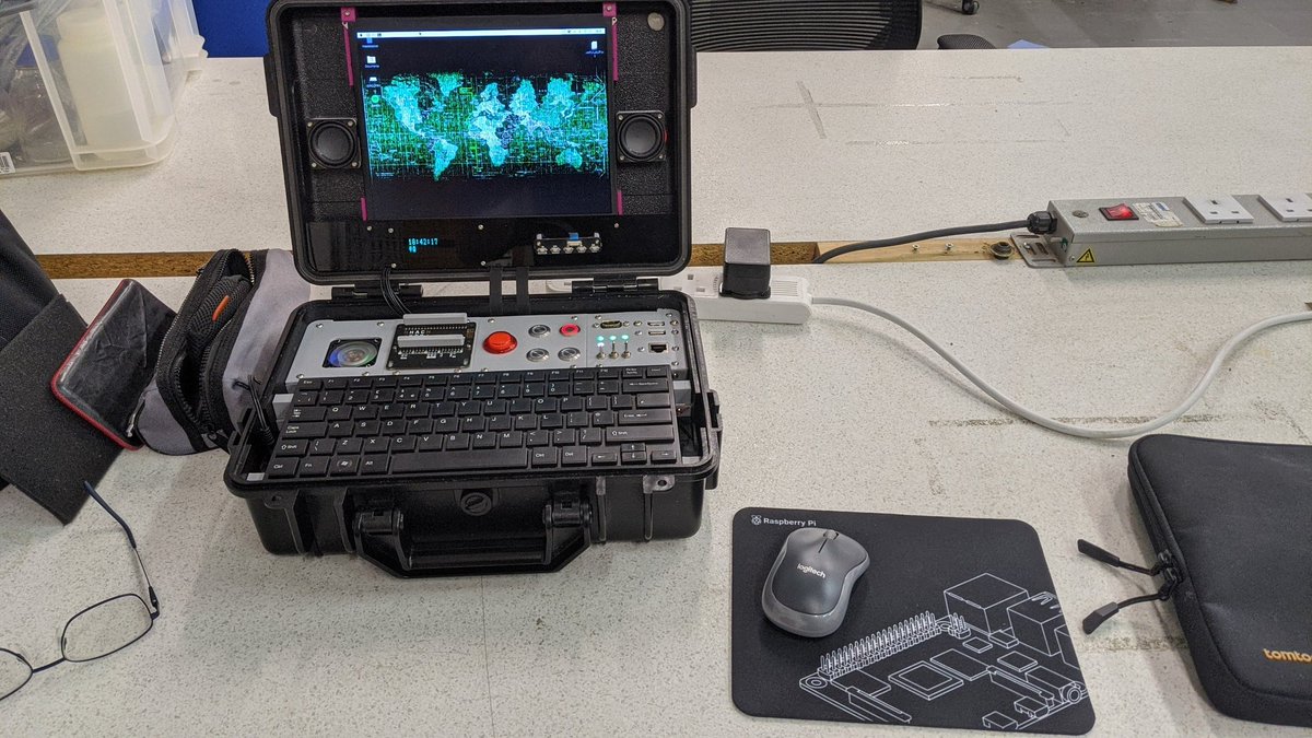 CannonFodder's tweet photo. Fancy new @Raspberry_Pi mouse mat from the Pi Shop for my #CyberPiDeck :-) https://t.co/4amuVZKOyD