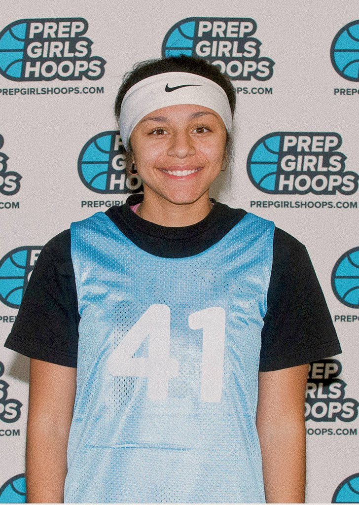 cierra_watkins1's tweet photo. had a great time at #prephoopstop250 @PGHDakotas thank you!! https://t.co/wmf5qEOS0I