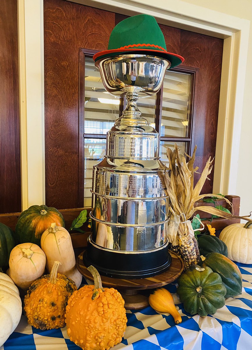 Dpatrevito's tweet photo. Great Stuff from our #1 campus today, The Maples @WCrossing Chef Mike is having “squash fest” this week! Butternut Squash Pancakes, Roasted Spaghetti squash and Pumpkin Squash Bisque featured so far! @nolafoodguy @LeighAnnBarney @WMBHoosier @JustinAugust8 @rhondasimmonds https://t.co/e4dX2ZYjNP