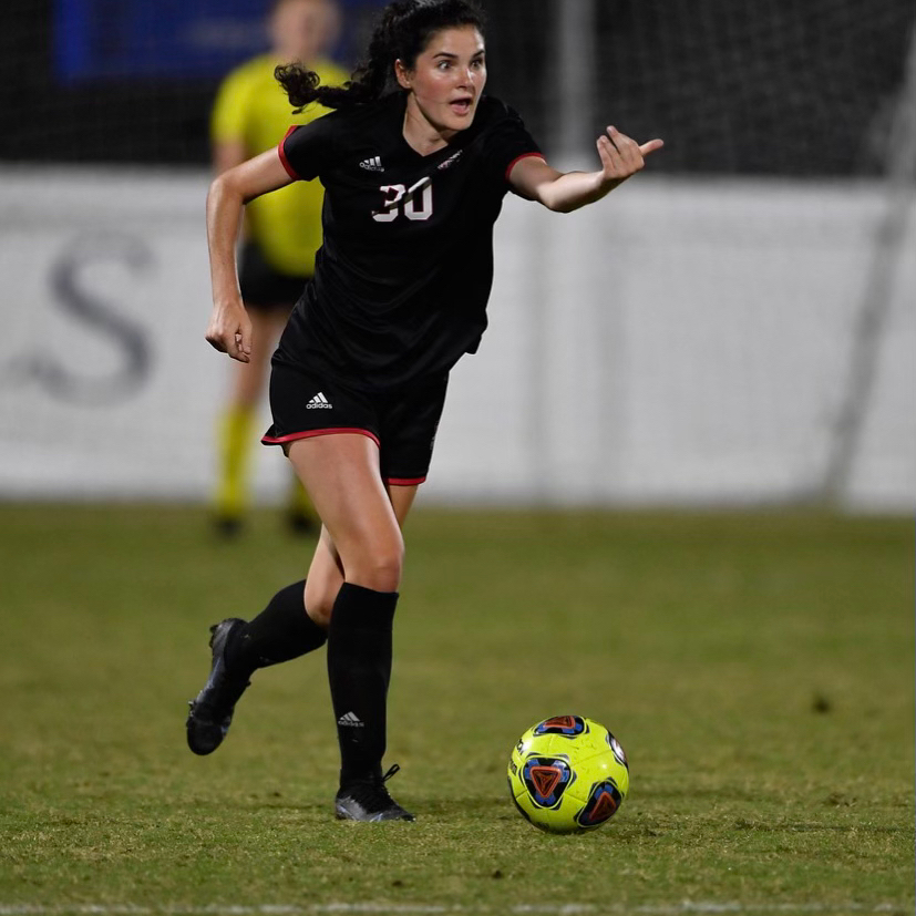 SoccerVSA's tweet photo. VSA Alum College spotlight 🔦 

Former VSA 03 ECNL RL Player Haleigh Casey is finding success as a true freshmen at Lynchburg University as she has started every game at Center back. She has help the team to a national ranking and 11-2 record! #VSAAlum #WeAreVSA🔴🔵 https://t.co/o4NB4GKr7v