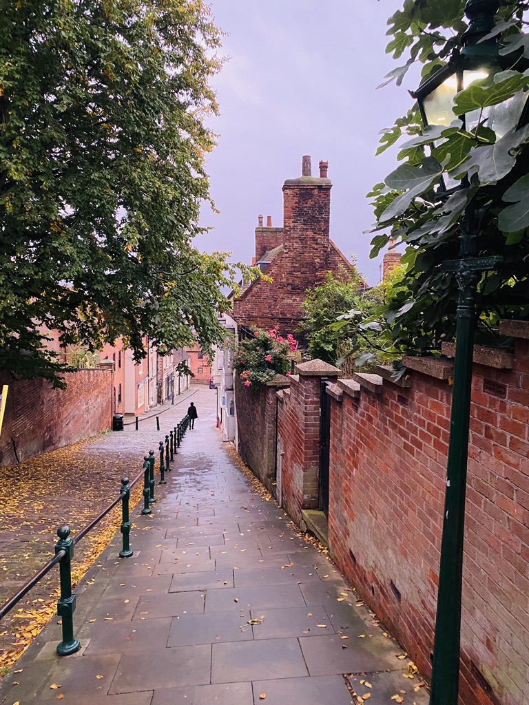 Guys, seriously, why no one of you ever told me that Lincoln is one of the most beautiful English town ever? 🏴󠁧󠁢󠁥󠁮󠁧󠁿🇬🇧😍