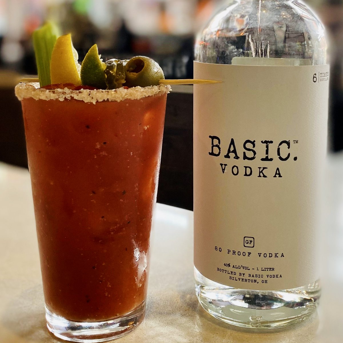 drink_basic's tweet image. Basic Besties ❤️