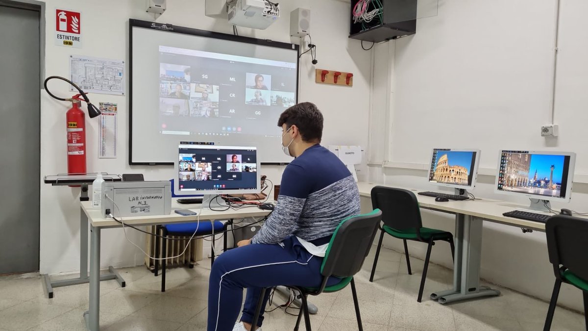 weARTogether21's tweet photo. #ASOC #ASOC2021 #campania #cultura #digitalizzazione #europedirect #europedirectcaserta #ISTAT #MovetoCloud #liceofermiaversa @Monithon @UE_ED_Caserta @ascuoladioc @europainitalia @DipPoliticheUE @AgenziaCoesione @OpenCoesione @MiC_Italia https://t.co/9c7TpWWYea