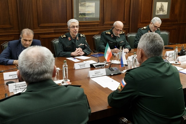 Бош штаб бошлиги. Шойгу тегеран. Шойгу тегеран. Шойгу тегеран. Шойгу иран.