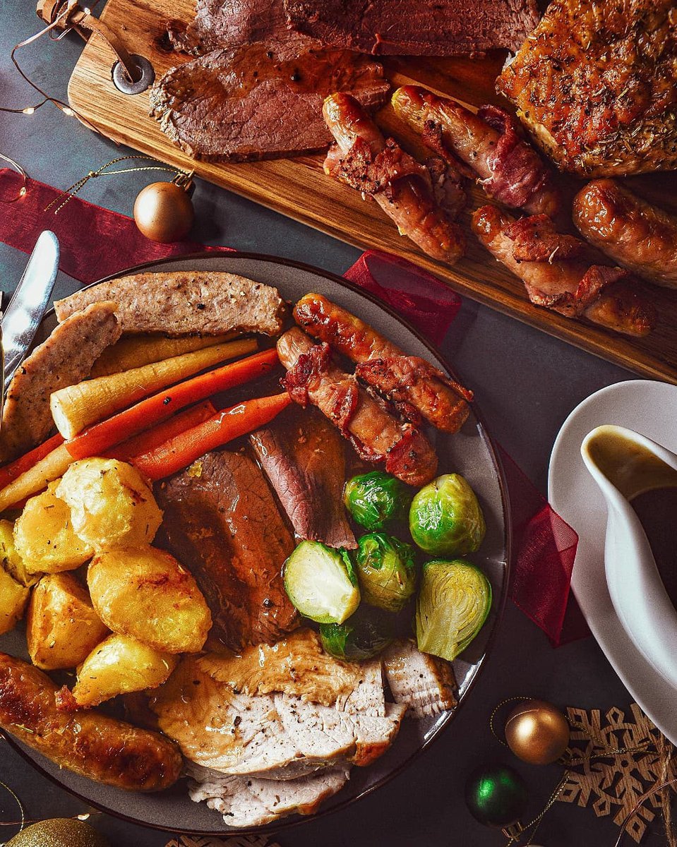 MuscleFoodUK's tweet photo. Turkey, beef, all the trimmings... and did we mention you can get it all in one box?
#Christmas hampers are ready to shop:
https://t.co/9ZP4Ruim0H
📷 @windsor__foodie https://t.co/9SVeC1Vxel