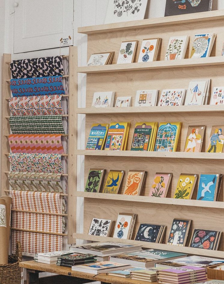 A rainy start to the week meant a lot of time spent discussing Christmas and with the help from a hot chocolate and flapjack we made some decisions. We might need more flapjack to finalise things but there is a whole lot of festive nice-ness (!) planned. Watch this space...