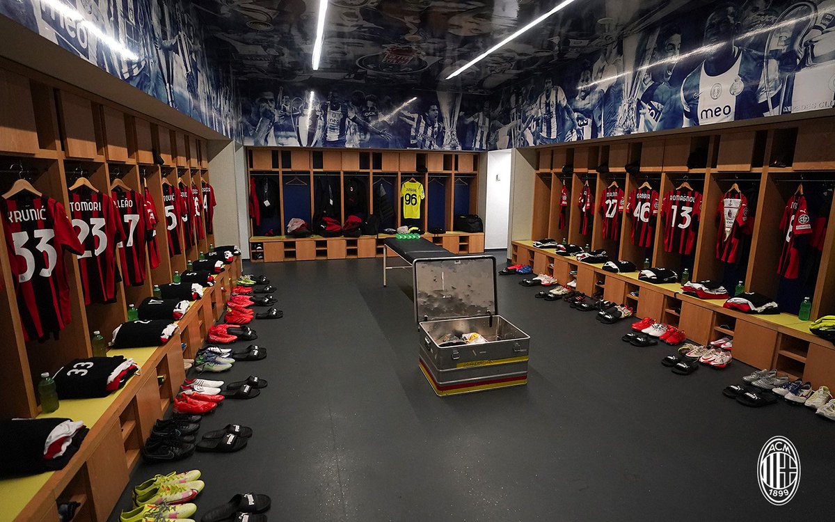 SempreMilanCom's tweet photo. 🐉 Deep in the Dragon's Lair 🔴⚫️ https://t.co/uMdgnqnTQy