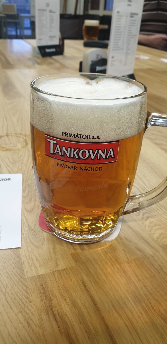 ReneZivny's tweet photo. Dneska silná sestava na pivíčku.
Probrali jsme pardubickou politiku od á do z :-)
#tenisclub #pardubice https://t.co/164HEKyNz6