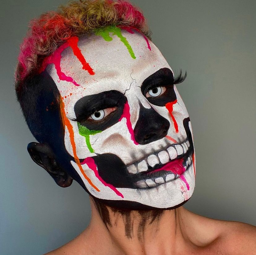 TRNDBTY's tweet image. We love this skull look by @makeupaaron ☠️
Products used:
- L.A. Girl Pro. Coverage foundation 'white'
- Plouise badda black base
- J. Cat lock &amp;amp; seal liquid makeup setter

#trndbty #plouisebase #jcatbeautyirluk #lagirlcosmeticsirl #makeupinspo #halloweenmakeup