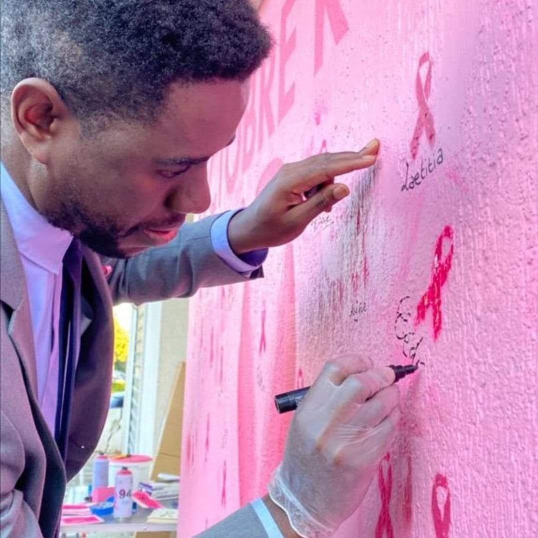 LePortMarlyOff's tweet photo. [Journée mondiale de lutte contre le #CancerDuSein]

Du Conseil des Jeunes avec le lancer de fusées roses, à la Marche rose organisée par le pôle Solidarités, en passant par des ateliers peinture : Tous mobilisés au Port-Marly contre le cancer du sein ! 🎗 https://t.co/ZM482v2aLy