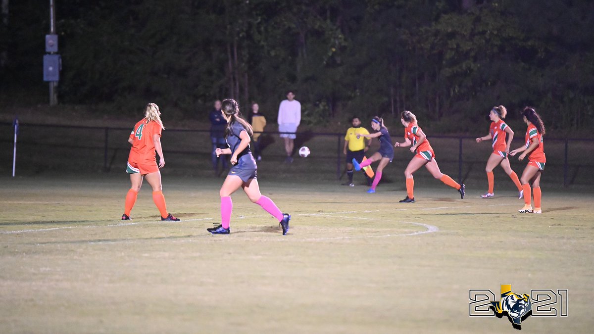 GoETBUTigers's tweet photo. 📸: Game Shots 10.16.21 Vs. UTD
⚽️: @ETBU_WS 

https://t.co/zqtO0Ghhuy

#TexasTigers #TigersUnite #HomeOnTheHill https://t.co/5dsK3pr9EJ
