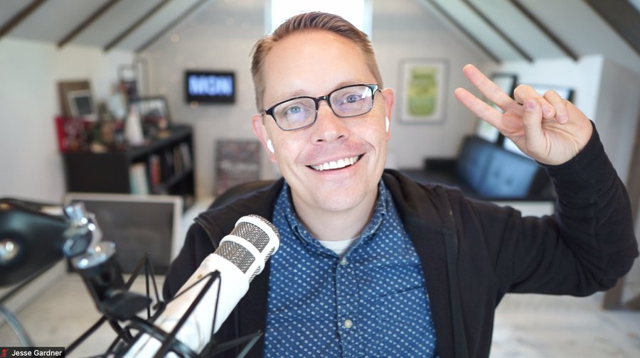 We'll wrap up @uclaextenion's "Best Practices in Social Media" tonight in style with guest speaker <a href="/plasticmind/">Jesse Gardner</a> (VP of Tech, Consumer Products &amp; Engineering at FOX). Get ready to talk SEO, SEM and reputation management  #uclaextension #UCLA #SocMedUCLA #goodtimes