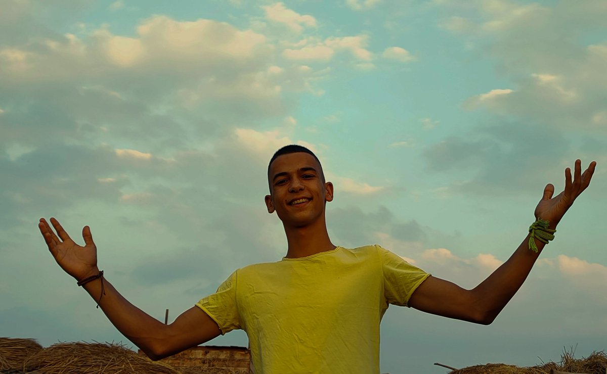 الحلاقه دى الحلاقه دى الحلاقه دى مخليه راسى تلج والله 😂😂♥️