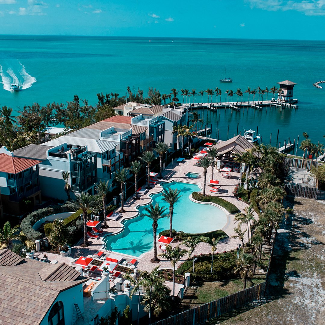 MarlinBayResort's tweet photo. Ignore the date on the calendar—we're on island time. #MarlinBay

#FloridaRelaxation #MarathonLiving #TheFloridaKeys https://t.co/fMVYPWm8pe