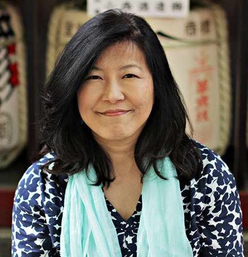 Haven t played a Kingdom Hearts game since 2005 but i love the music. 
Happy Birthday to composer Yoko Shimomura. 