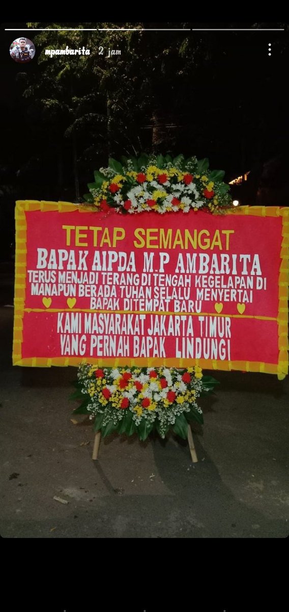 cil_ngab's tweet photo. Save aipda M.P Ambarita
Terimakasih sudah memberikan edukasi dalam siaran tv/youtube 
Dan melindungi kami para pelintas wilayah jaktim dari begal,tawuran yg meresahkan
Berkat aipda ambarita kawanan"tawuran tidak lagi saling kontak group lewat ponsel 
Tapi sekarang......? 😥 https://t.co/jCX33r2Wee