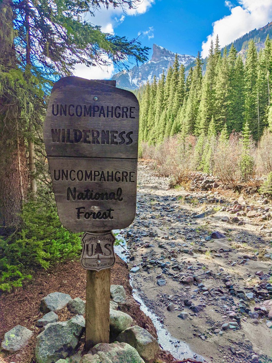 visitmontrose's tweet photo. FAQ: How do you pronounce Uncompahgre?
Say it with us! 🗣️UN - COM - PAH - GRAY
Bonus points if you can tell us what this Ute word means.😏
•
#VisitMontrose #MontroseCO #Uncompahgre #UncompahgreNationalForest #UncompahgreRiver #NativeAmerican #HowDoYouSay #ExploreColorado #Ute https://t.co/efptpGe2ff