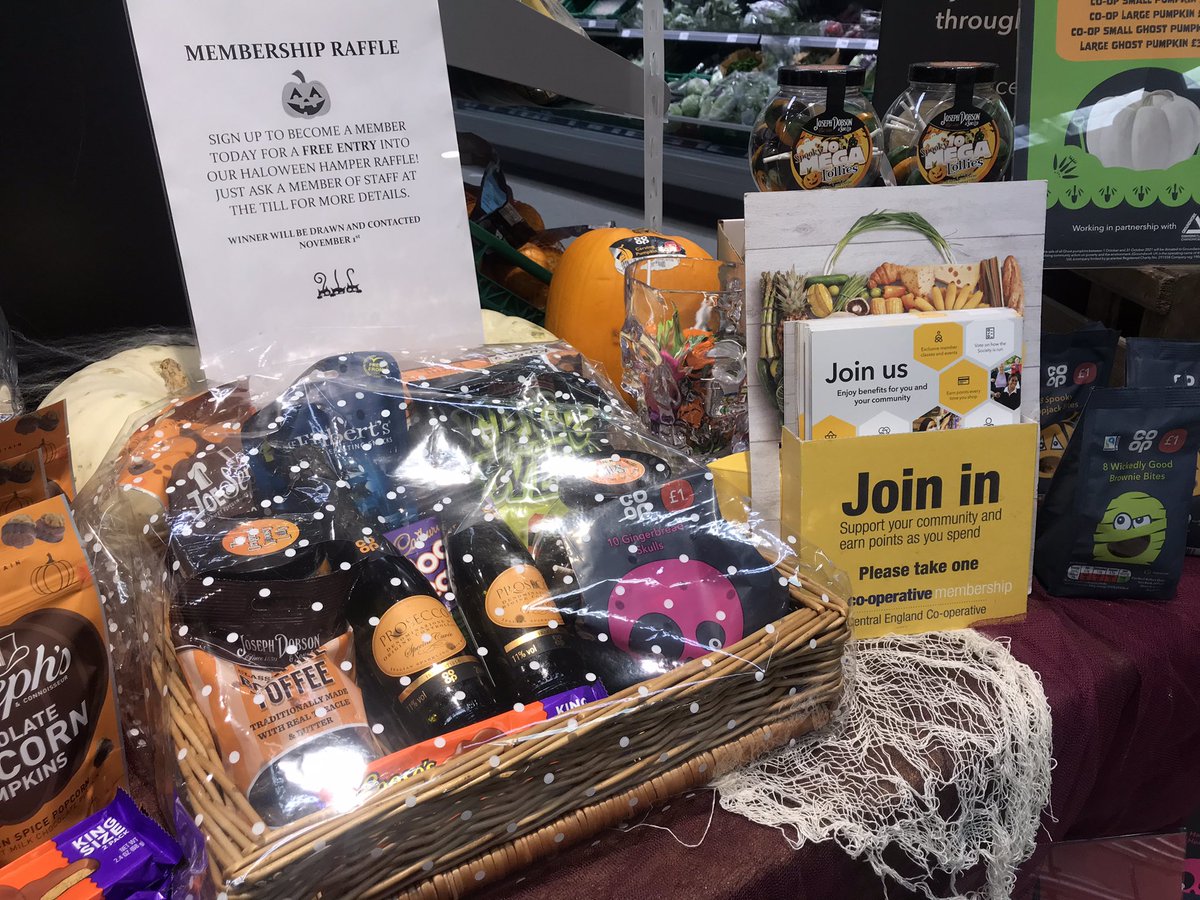 angxlirl's tweet photo. Driving membership in store at Anstey Coop with free entries into our Halloween Raffle with every membership sign up 👻🕷🕸 #TeamAnstey #CecWestLeic @mycoopfood @RealSoulShaker https://t.co/92JCxUlsSk