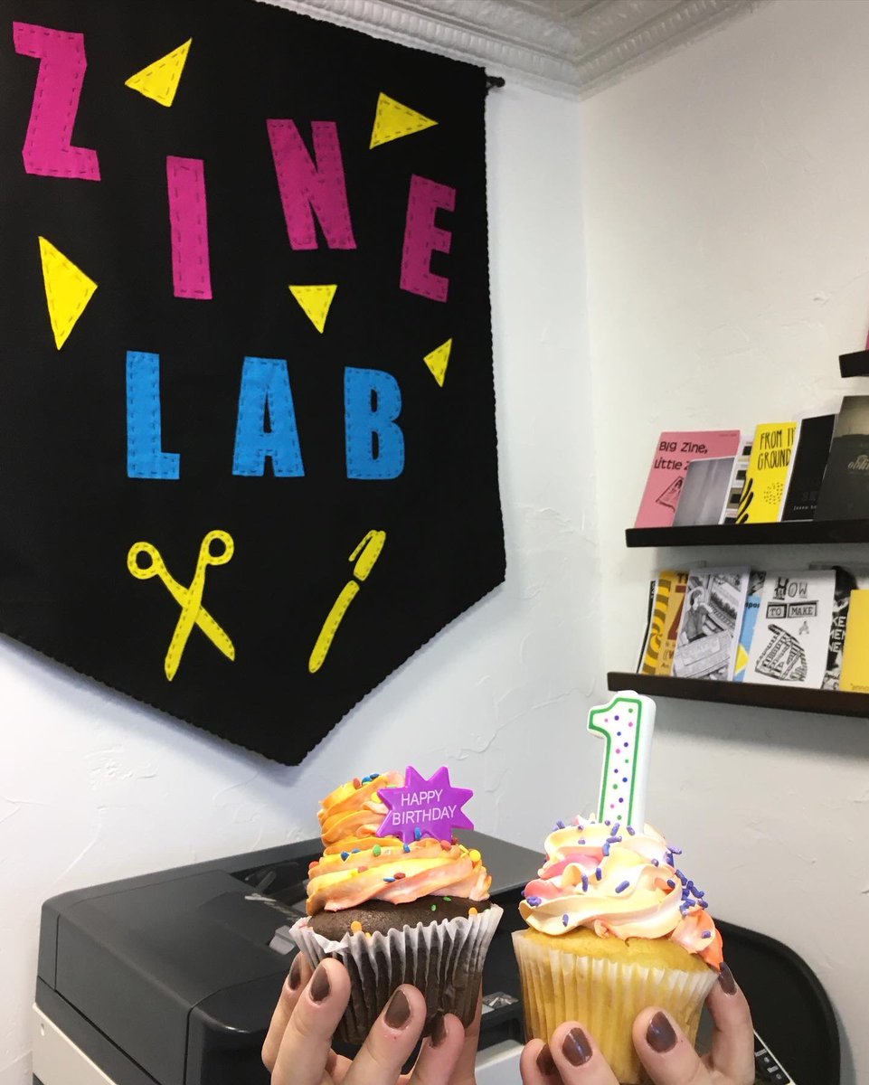 thelinkadk's tweet photo. Happy 1 Year! 🎉🧁❤️ Today marks one year since we opened The Link here on Court Street. We’re so proud to call Downtown Plattsburgh home &amp; we’re excited for what the future has in store for us. 🤩 More: https://t.co/BWj0VKibsu #thelinkadk #plattsburghny #adkart #zines #zinester https://t.co/QZR84OXfxu