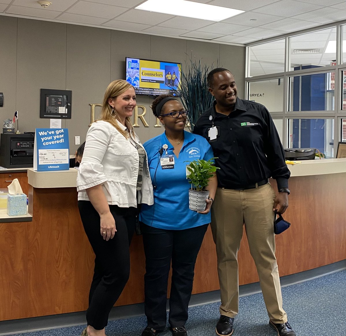 happyimeveryday's tweet photo. Super proud of Assistant Principal, Christal Hammond! She has been selected to join the CFISD New Administrator trainer cadre! @duryeaschool @chammonded @reginalcbutler 🌱💙💚🐬 https://t.co/6mUMS3hg4h