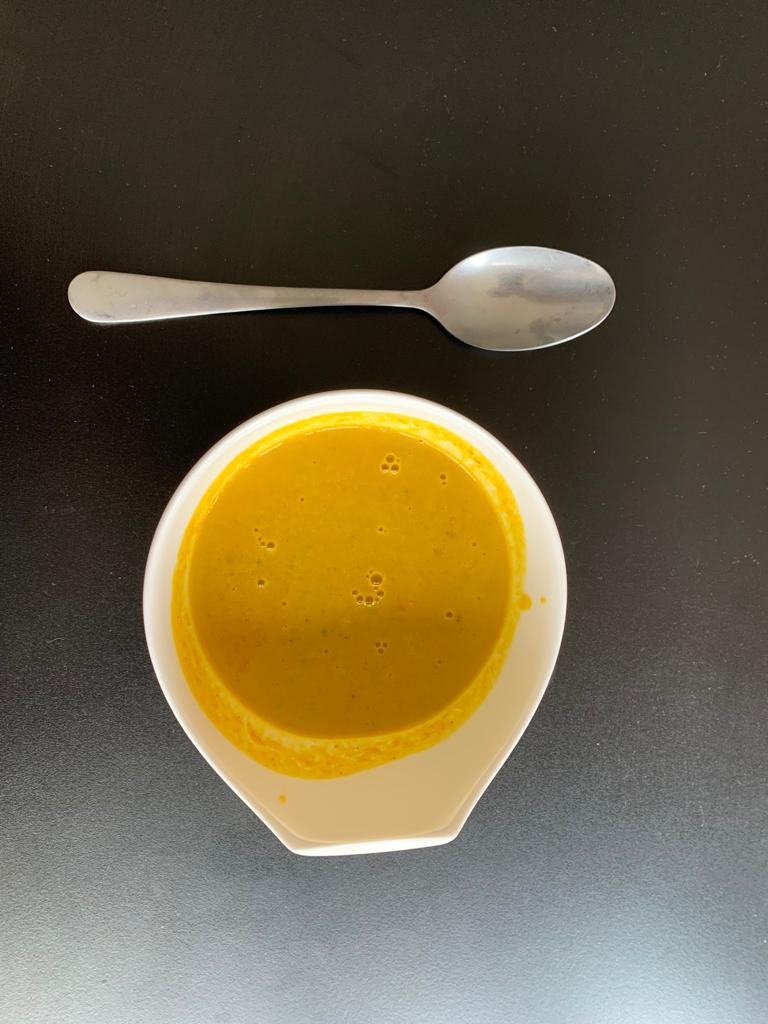 sweetchiaki1's tweet photo. 日本の🎃のスープ。
結構美味しく出来た😋
#かぼちゃ 　#パンプキン　
#すーぷ 
#suppe #Kuerbis https://t.co/srwvvxGUbC