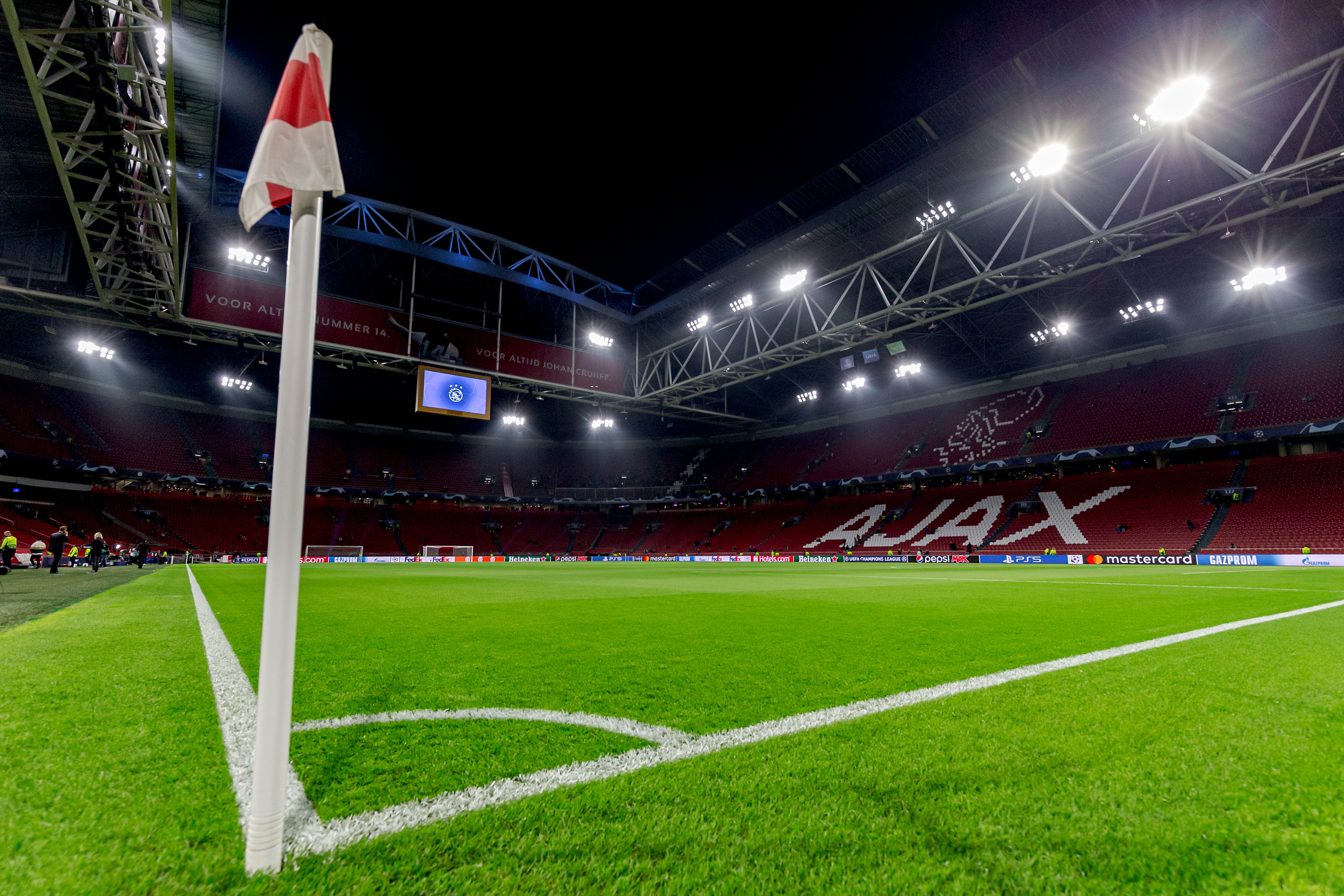 UEFA Champions League on X: 😍 Johan Cruijff ArenA 🏟️ The stage is set!  #UCL  / X