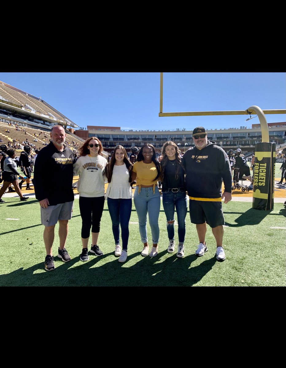 Paris Ferguson tweet media