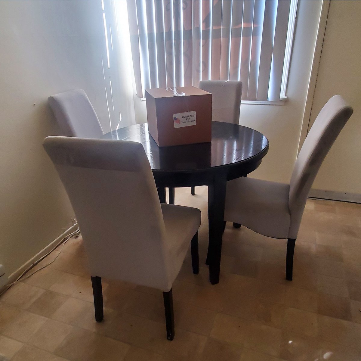 AMVETS_Welcome's tweet photo. Last week were able to help Veteran Simone with a few pieces of furniture to make her empty apartment into a home π thank you Fashion Furniture Rental for the donations π Simone, thank you for your service πΊπΈ #AMVETS #WelcomeHomeProgram #HelpingVets https://t.co/4zzSrV2QIz