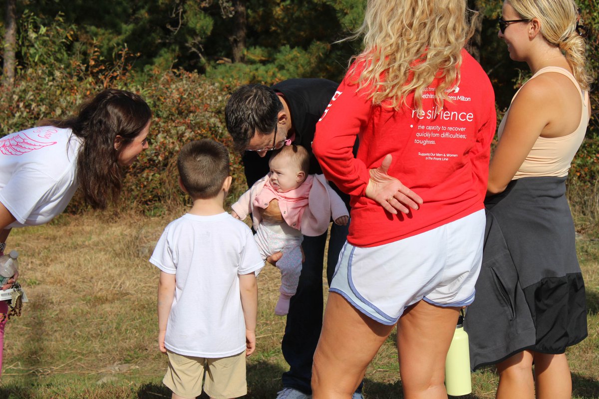 A sunny day filled with smiles, babies, and dogs. 10/10.