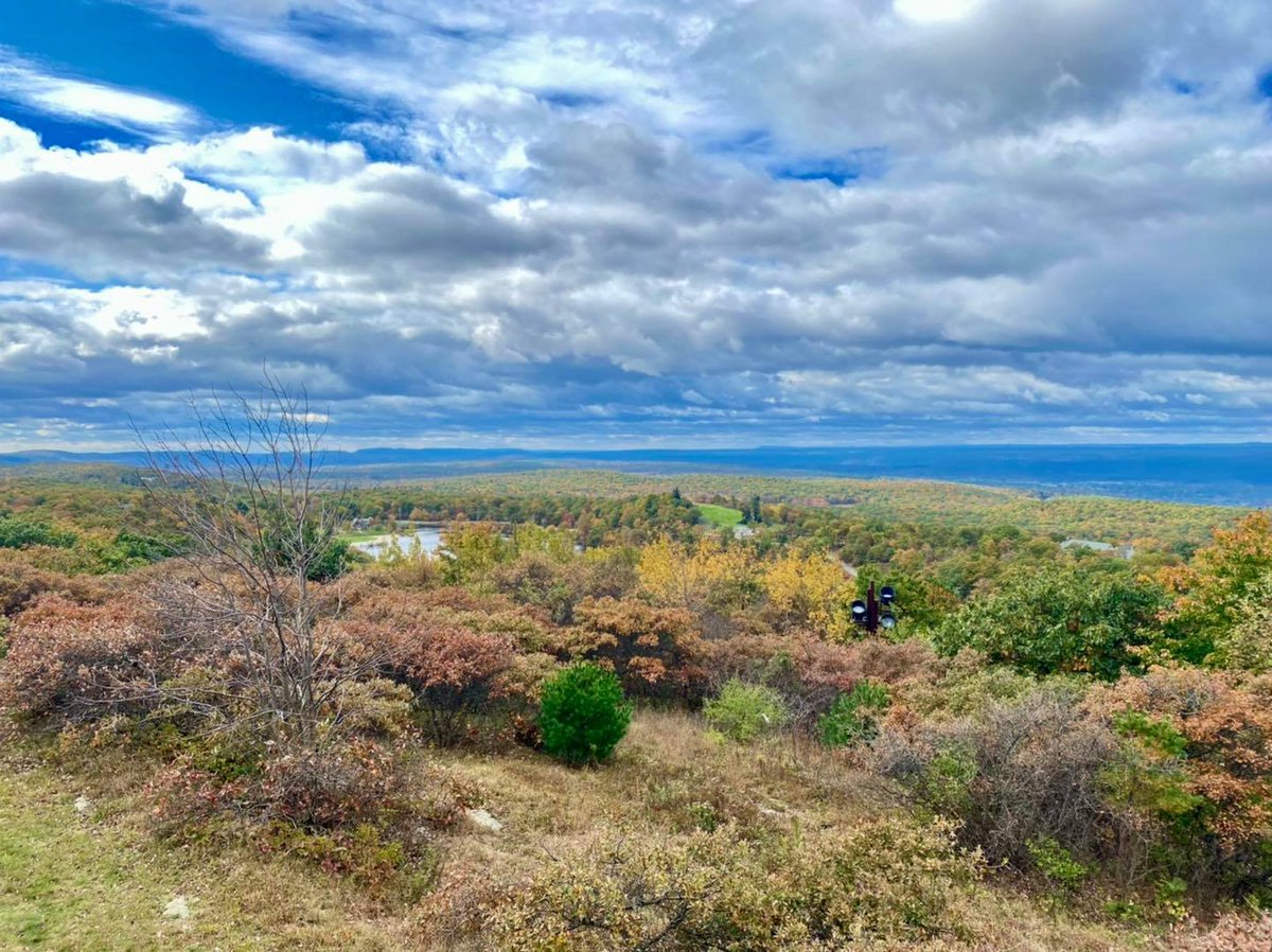 NewJerseyDEP's tweet photo. If these photos don't make you wanna #FallForNJ this season, idk what will.
🍂 Worthington State Forest
🍂 Stokes State Forest
🍂 High Point State Park
🍂 Spruce Run Recreation Area https://t.co/fpAtpK3QaB