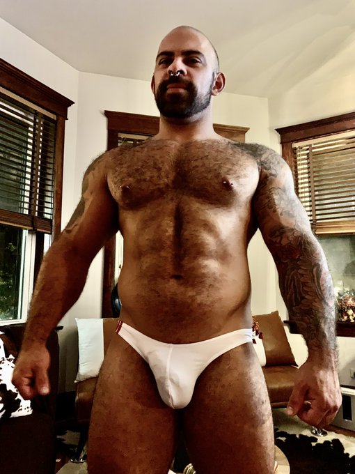 Current bulking status: "Wow babe! You have, like, bear abs!" 😂💪🏽🐻 @HankCoulterXXX https://t.co/AtWN<a href="/tag/butt"class="tags"><span>#butt</span></a><a href="/tag/pup"class="tags"><span>#pup</span></a>