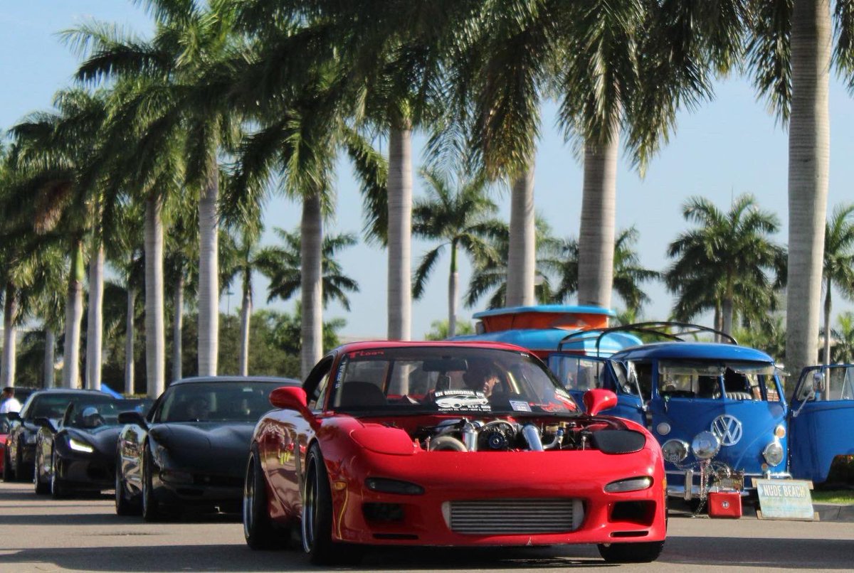 Vens_Taino's tweet photo. Sun shine state 

#rx7 #mazda #b2200 #20b #1320  #b2200 #rotarypower #importtuner #turbo #rx7turbo #draglife #2step #fire #savanna #rotaryengine #13b #12a #rx3 #wankle #jdm #classicimports #customwork #racing #dragracing  #photography  #racing  #followme https://t.co/DNxi2Trrvg
