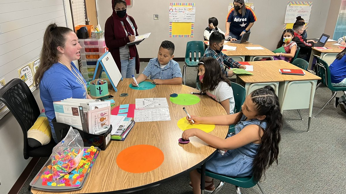 Nici42's tweet photo. Teachers completing peer observations to observe explicit and systematic phonics instruction, structured conversations through turn and talks, and whole group/small group instruction. A fun day of learning for our Matthys teachers! @pisdesela @PasadenaELL https://t.co/3v7SYSfnFy