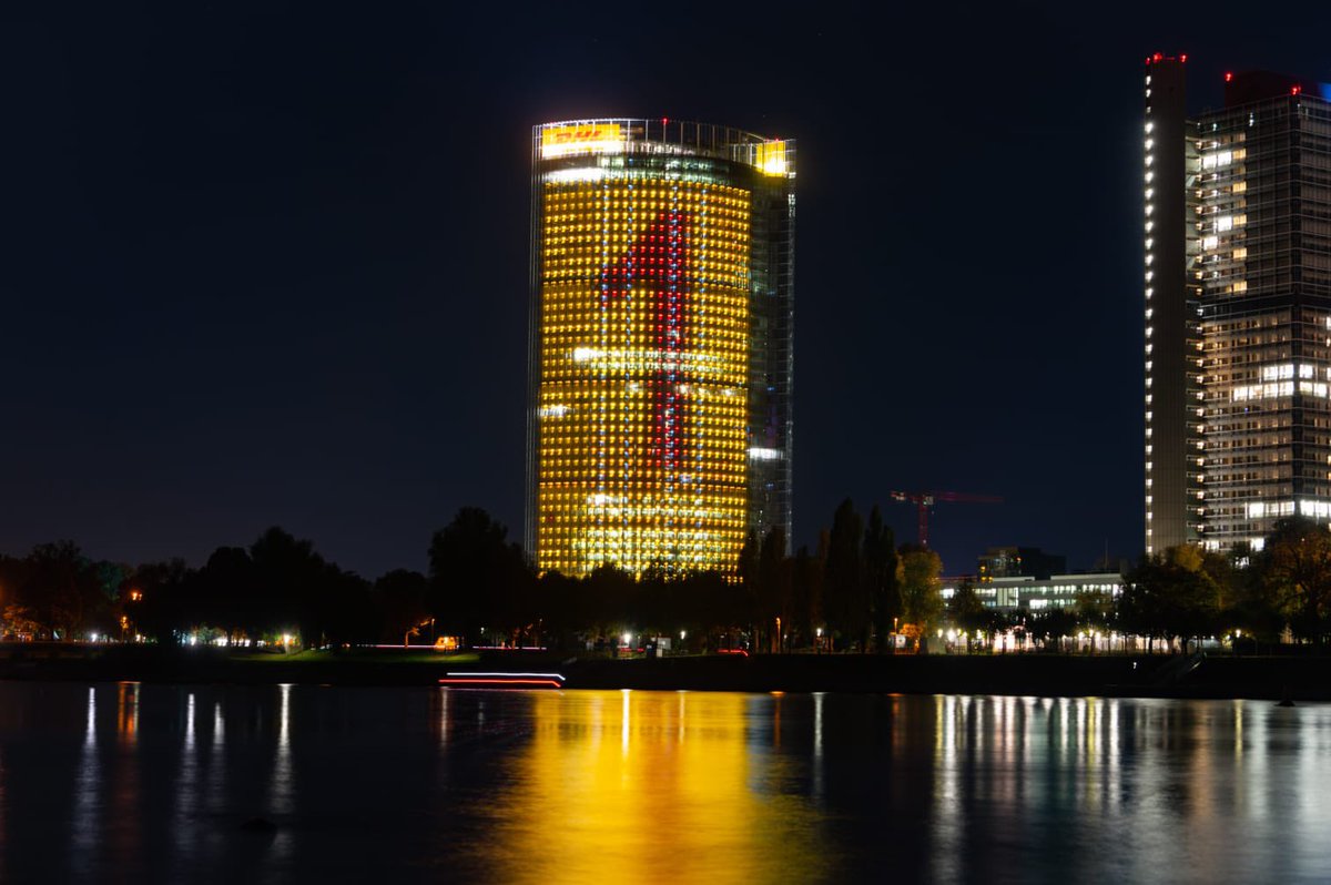 DeutschePostDHL tweet picture