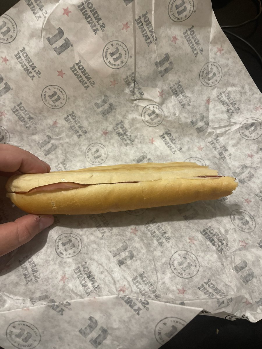 edgexh5's tweet photo. $9 for this @jimmyjohns literally three slices of ham https://t.co/BGRx6F8rG3