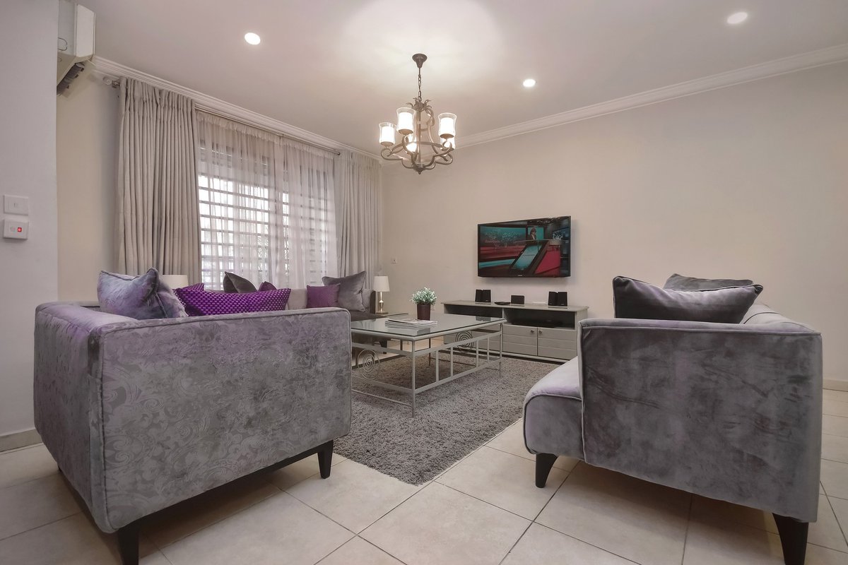LekkiRentals's tweet image. Are you looking for a cool, chic spot to propose to your woman? We're here for you.
Contact us: makeitnigeria@gmail.com or +2348174702562. We have just the right place in mind for you.