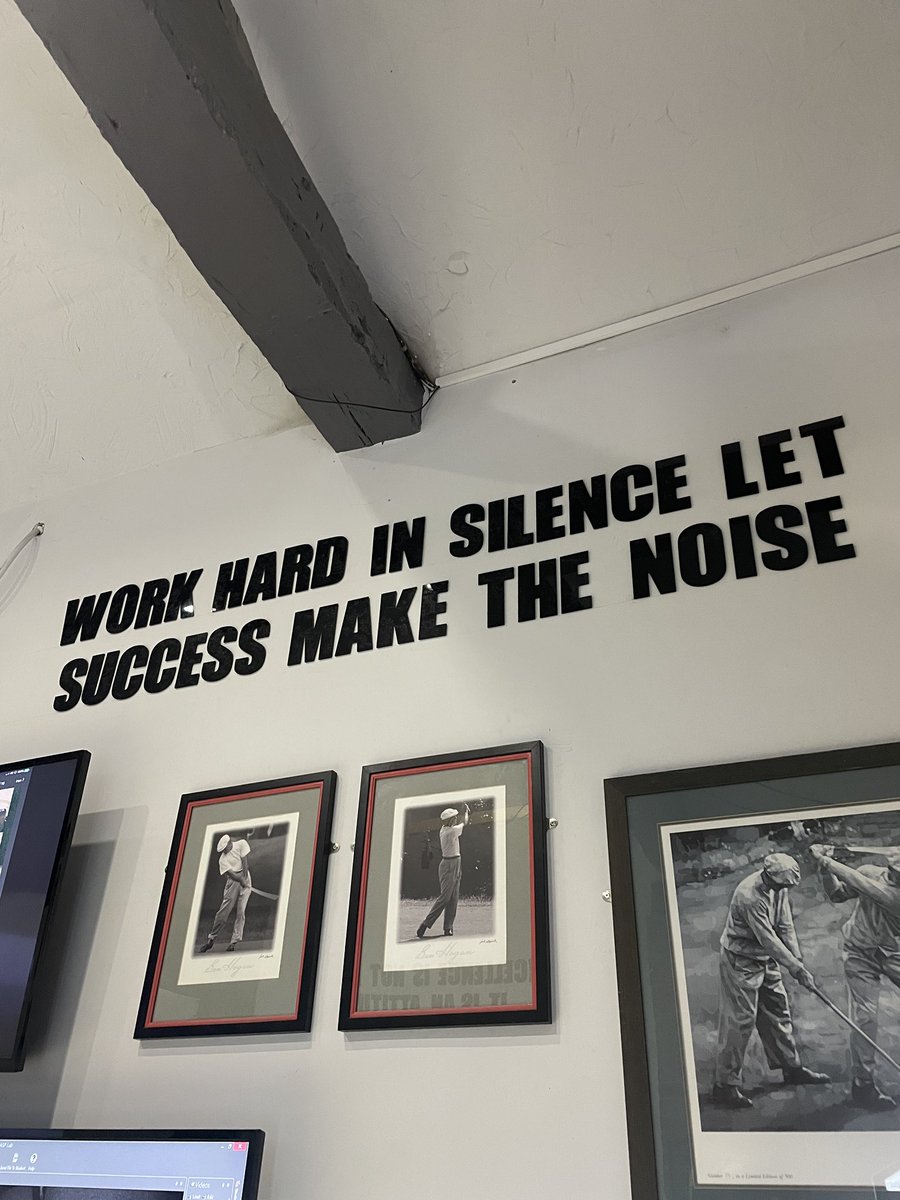 Motivational quotes in <a href="/dwhittakergolf/">Dan Whittaker Golf</a> studio 😍🤜🤛