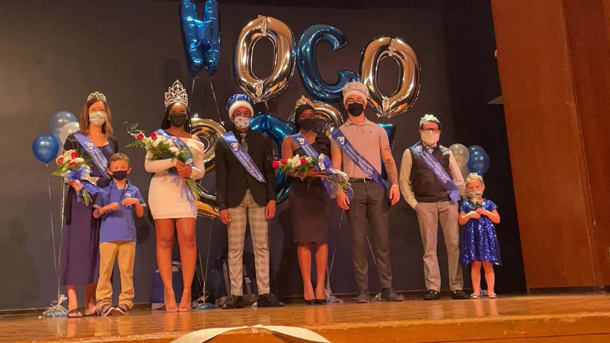 Congratulations to the 2021 Homecoming Royalty!! #EIUHOCO2021
Prince- Hunter Kidwell               Princess-Jaedah Franks                              King- Jerimiah Boyd-Johnson                 Queen- Jacqueline Williams